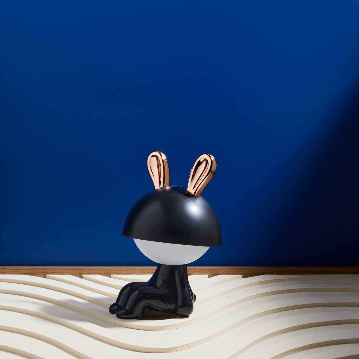 LAMPE MISTER BUNNY PM ASSIS NOIR