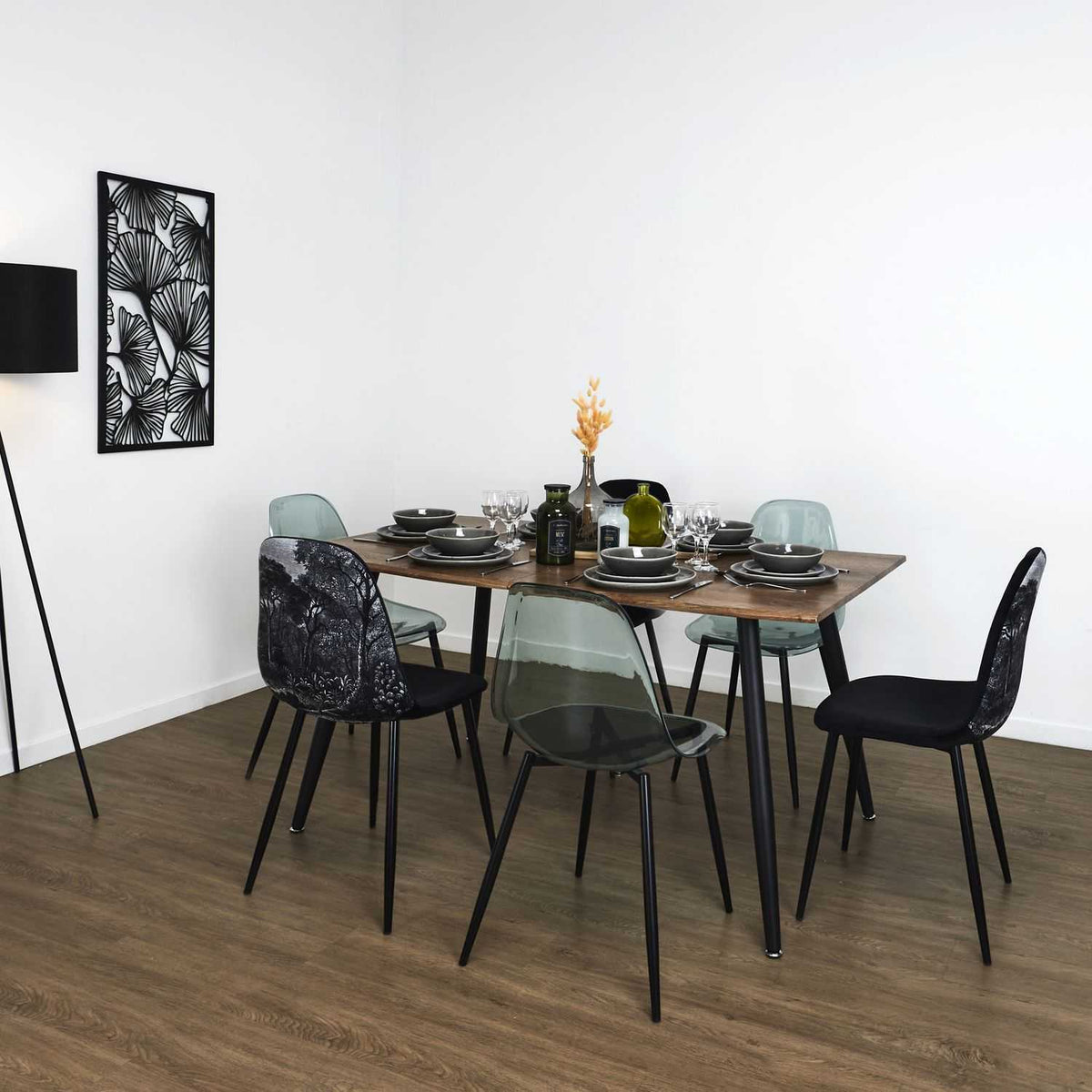 TABLE EXTENSIBLE 6 A 8 PERSONNES FOREST FIRST