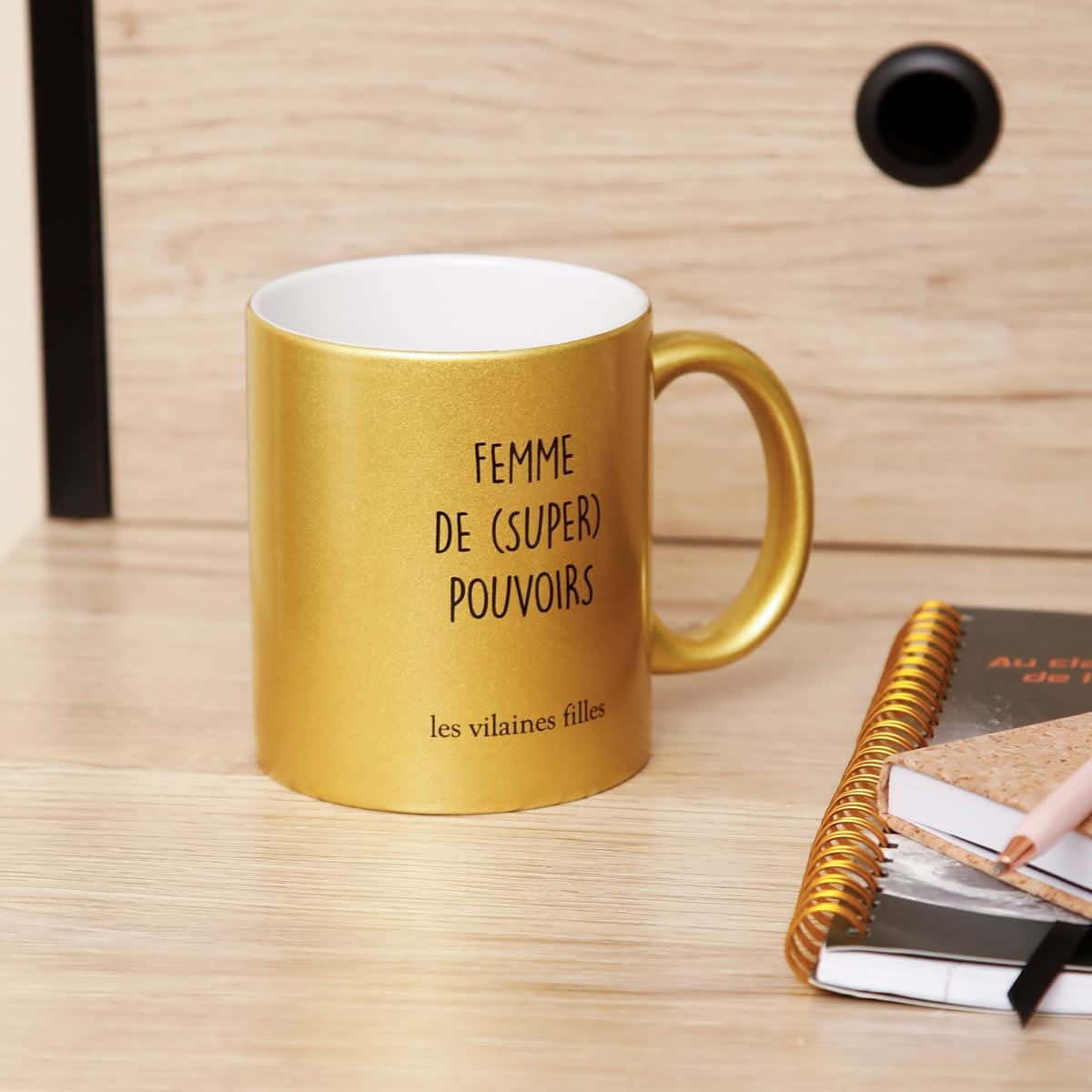 MUG PAILLETTE FEMME SUPER POUVOIRS