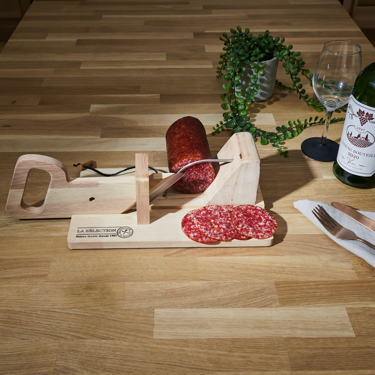 TRANCHEUSE A SAUCISSON