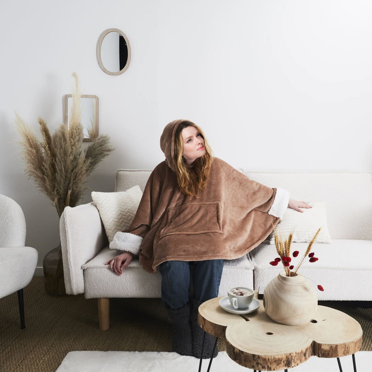 PONCHO CAPE