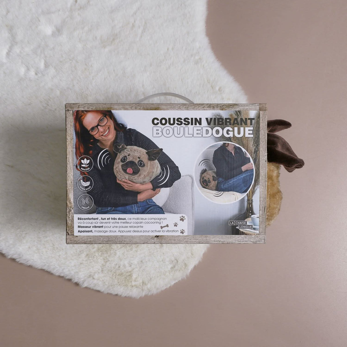 COUSSIN VIBRANT BOULEDOGUE