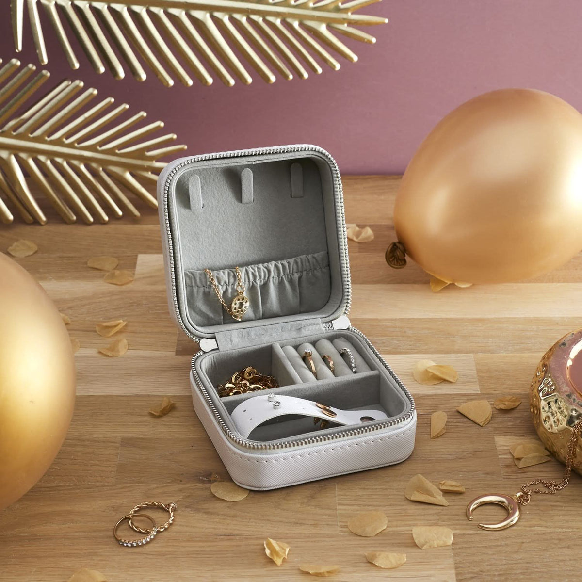COFFRET A BIJOUX MME PRINCESSE