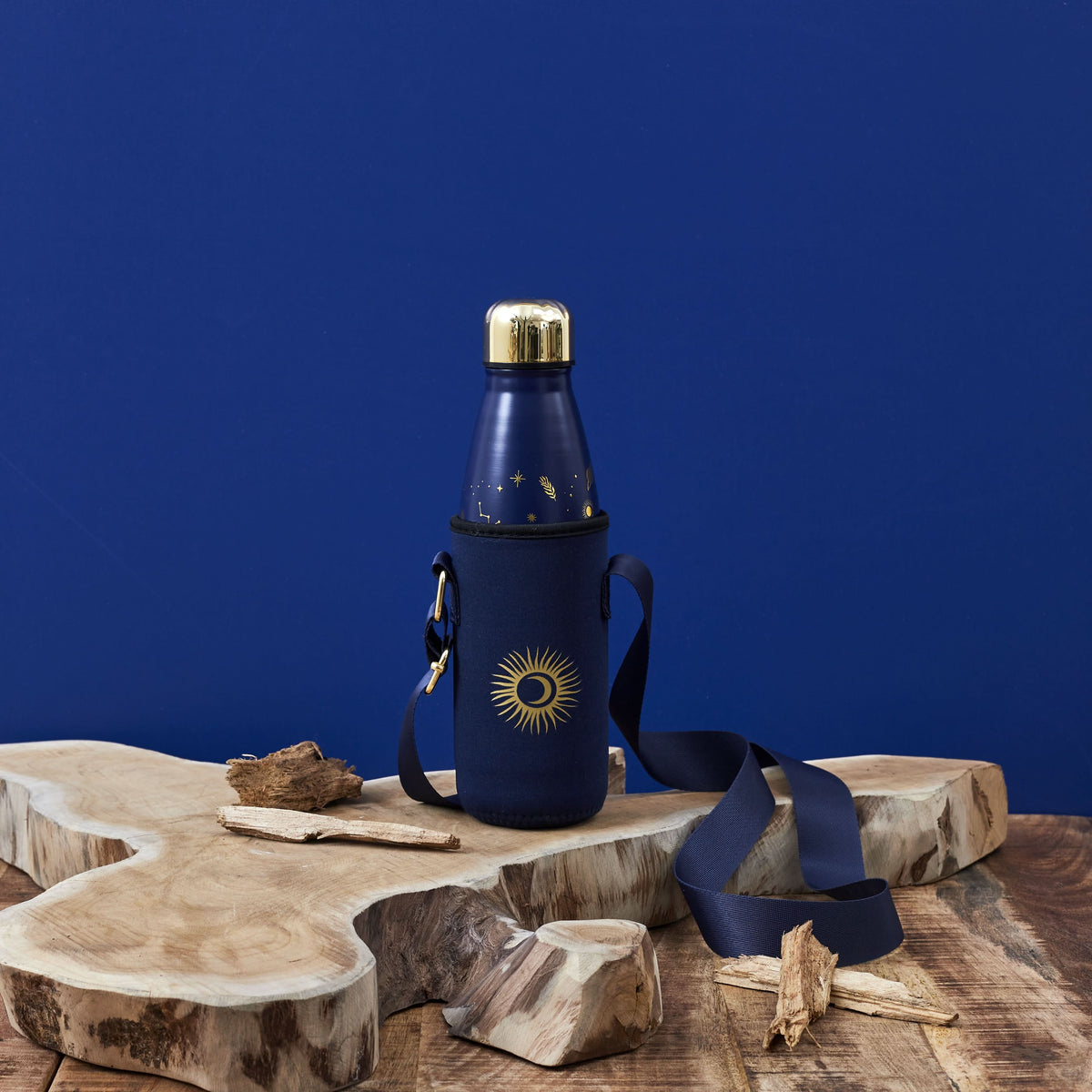 COFFRET BOUTEILLE ISOTHERME MAGIC AVEC POCHETTE